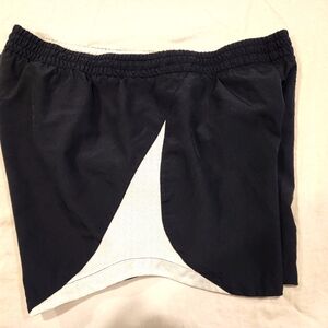 Nike running shorts size S